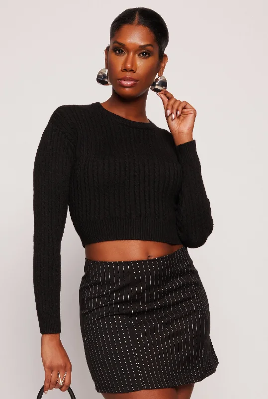 Cable Knit Crew Neck Cropped Sweater