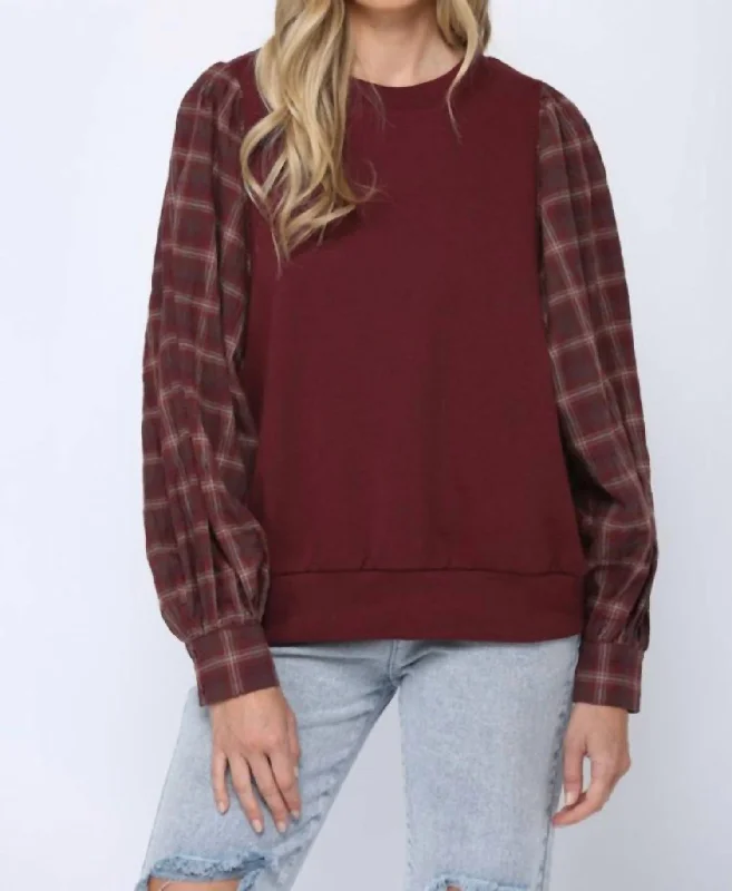 Sweatshirt With Plaid Sleeve In Maroon