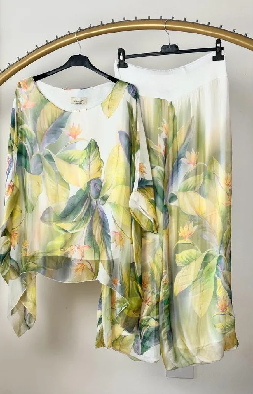 The Tropical Leaves Blouse and Pant Set